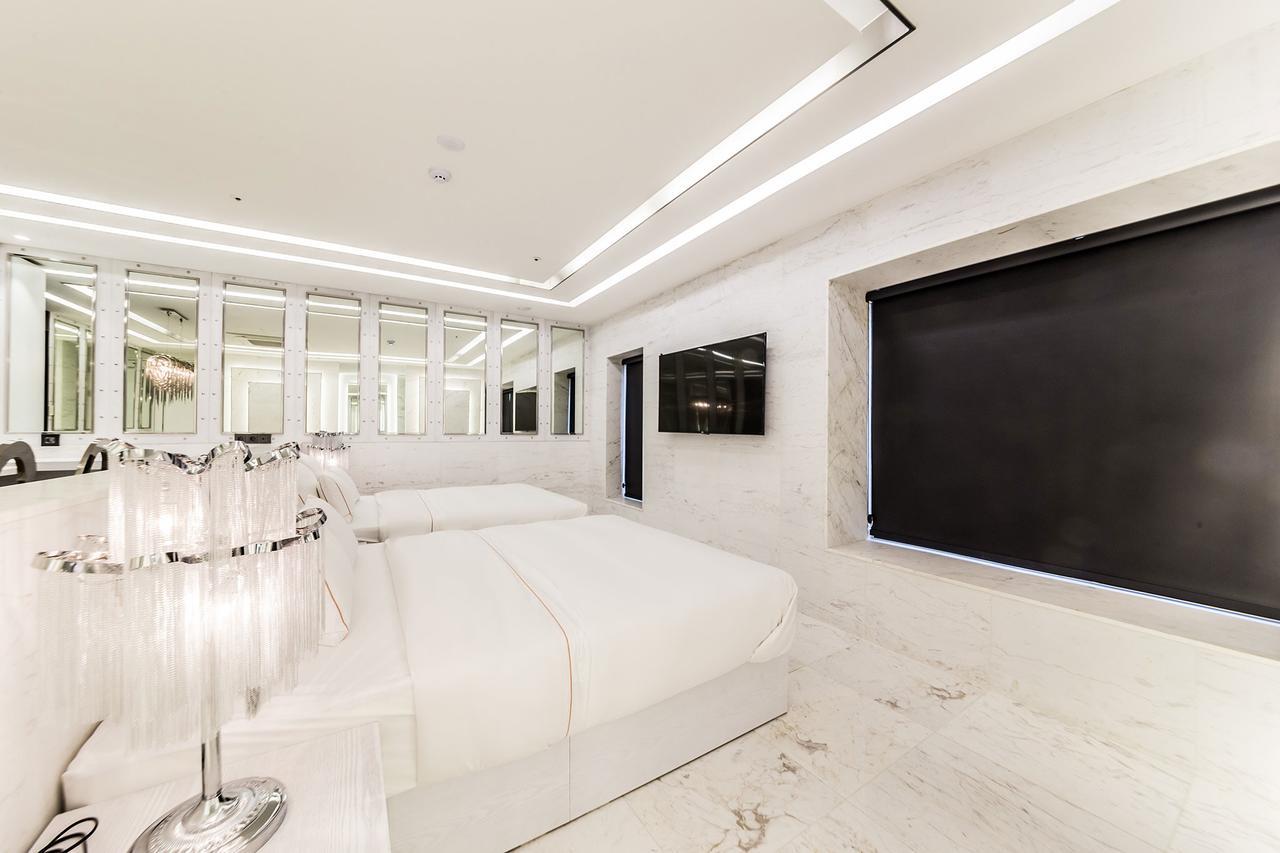 Hotel Forestar Seoul Bagian luar foto