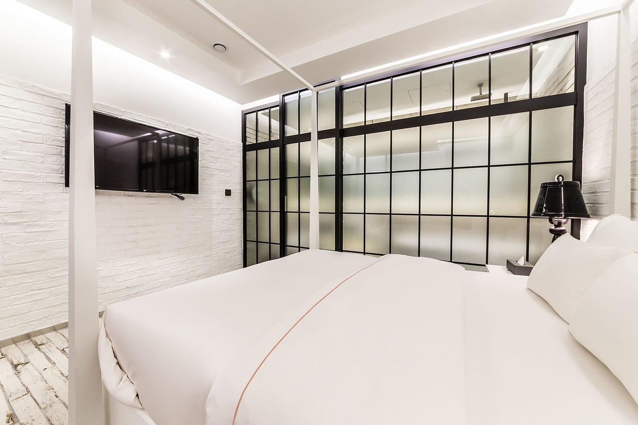 Hotel Forestar Seoul Bagian luar foto