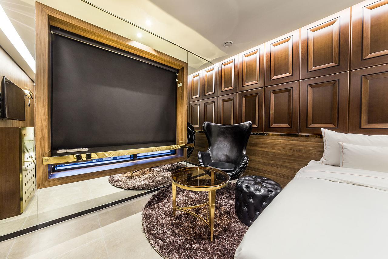Hotel Forestar Seoul Bagian luar foto