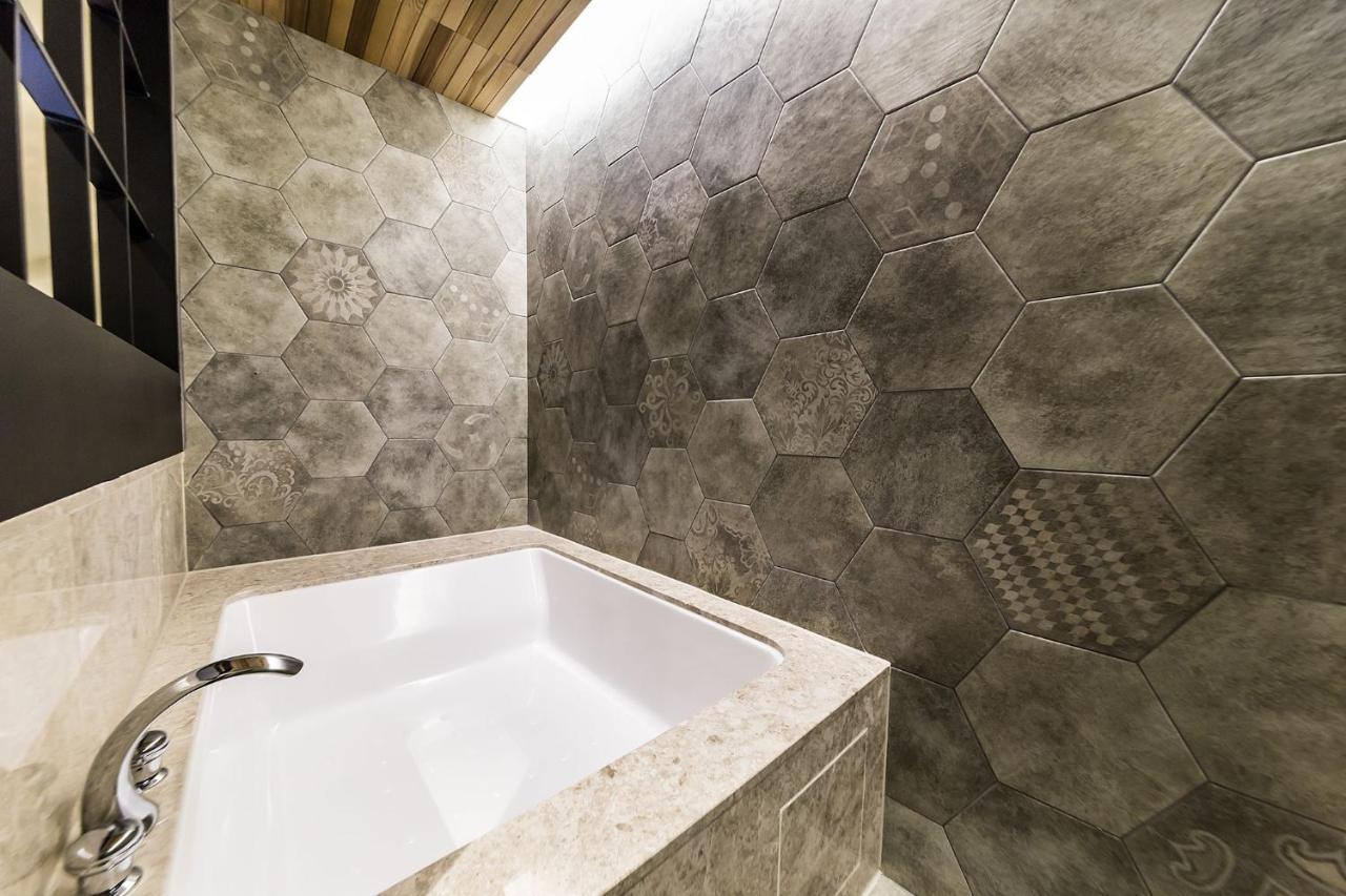 Hotel Forestar Seoul Bagian luar foto