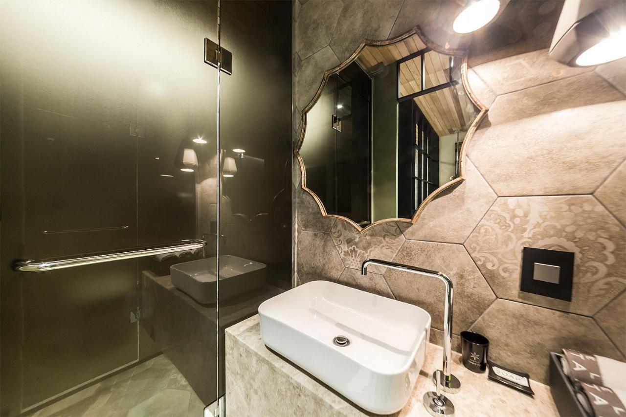 Hotel Forestar Seoul Bagian luar foto