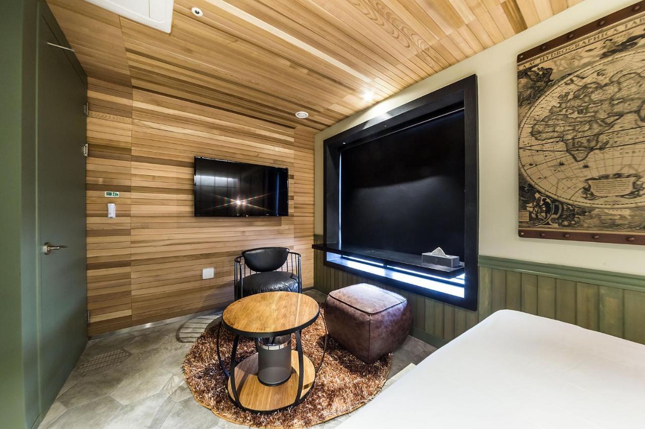 Hotel Forestar Seoul Bagian luar foto