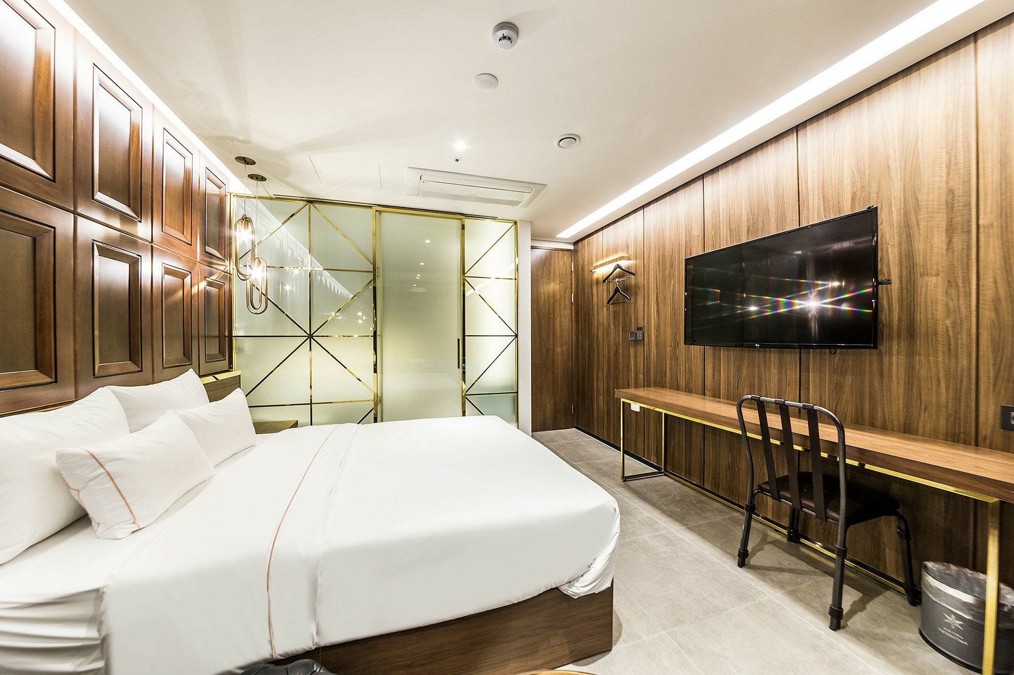 Hotel Forestar Seoul Bagian luar foto